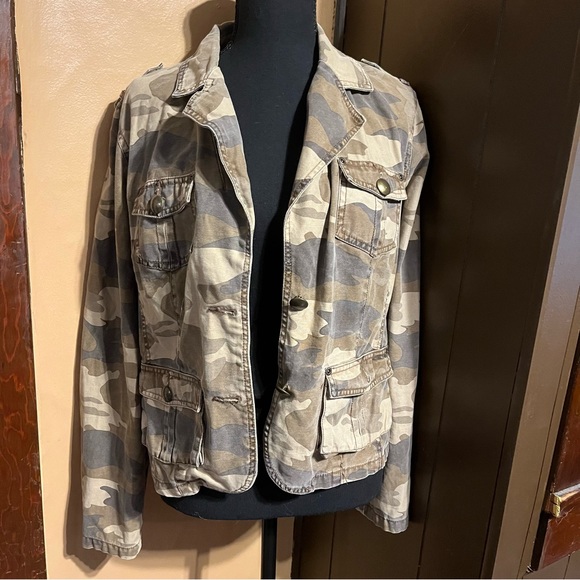 Vintage Faded Glory Camouflage Army Jacket - Picture 3 of 4